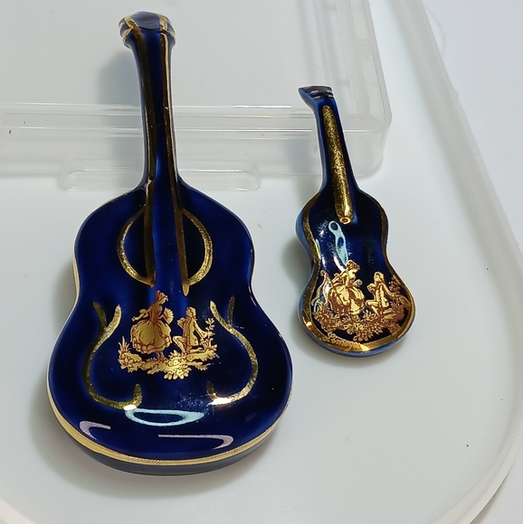 Vintage 22k Gold Trim Limoges France Guitar Figurine Cobalt Blue Courting Couple - Picture 7 of 14